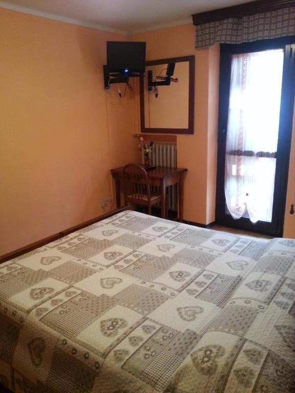Chalet Monte Nebius فيناديو الغرفة الصورة